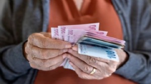 Emeklilere bayram ikramiyesi ne zaman ödenecek?