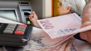 En düşük emekli maaşı yükseldi!