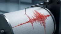 Endonezya'da 7,7 büyüklüğünde deprem!