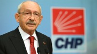 Erdal Beşikçioğlu’nu ziyaret etti