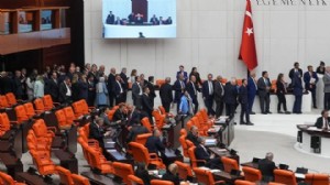 Erdoğan'a verilen TSK’dan ihraç yetkisinde geri adım!