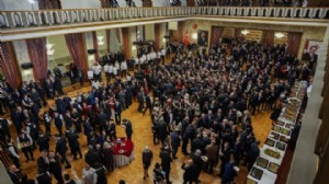 Erdoğan ile Özel, resepsiyonda yan yana gelmedi