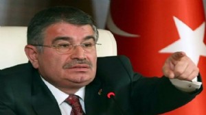 Eski bakan Şahin hakkında yurt dışı çıkış yasağı