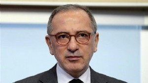 Fatih Altaylı beyin ameliyatına alındı