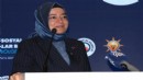 Fatma Betül Sayan Kaya istifa etti