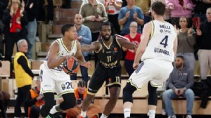 Fenerbahçe Beko'dan tarihi geri dönüş!