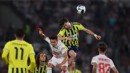 Fenerbahçe Polonya'da beraberlikle tur atladı
