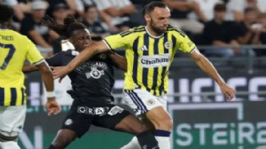 Fenerbahçe Şampiyonlar Ligi'nde play-off'a yükseldi