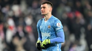 Fenerbahçe açıkladı: Livakovic, Barcelona'da!