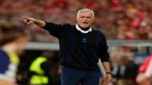 Fenerbahçe'de Jose Mourinho ile yollar ayrıldı!
