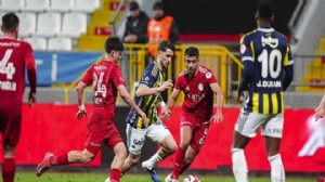 Fenerbahçe kupada ilk galibiyetini aldı