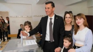 Ferdi Zeyrek'in eşinden duygu dolu paylaşım