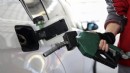 Fiyatlar pompaya yansıdı: Benzine zam geldi!
