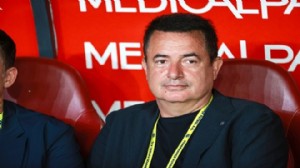 Flaş gelişme: Acun Ilıcalı veda etti!