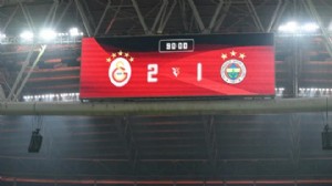 Galatasaray'a Fenerbahçe logosundan ceza!