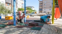 Gaziemir’in parklarında bakım ve yenileme çalışması