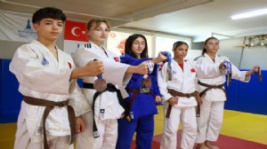 Genç judocuların hedefi olimpiyat madalyası