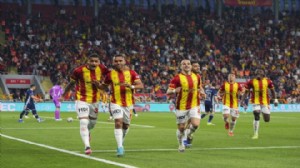 Göztepe Juan'la ayakta kaldı!