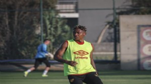 Göztepe'de yeni sezon mesaisi tam gaz