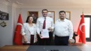 Güç'ten Kınay'a YENİ Parti rozeti: Tarihin doğru tarafında durdu!
