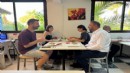 Gümrükçü tekstil işçileriyle buluştu