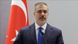 Hakan Fidan, Pakistanlı mevkidaşı Dar'la görüştü