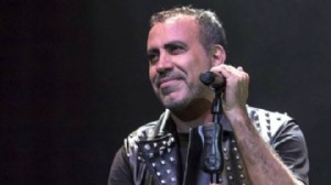 Haluk Levent konserde fenalaştı!