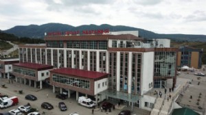 Hastaneye karın ağrısıyla gelen çocuk doğum yaptı!