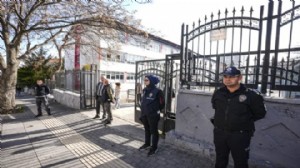 Her okul önüne iki polis görevlendirildi!