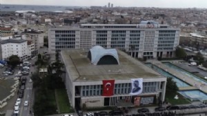 İBB soruşturması: 3 kişi daha 'etkin pişmanlıkla' serbest
