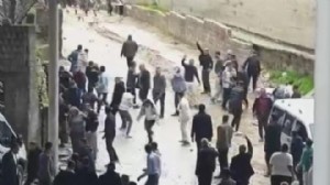 İki aile arasında kavga çıktı: 3 kişi öldü, 22 kişi yaralandı!