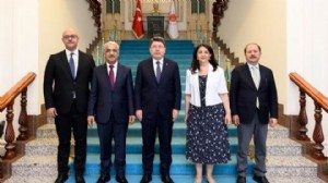 İmralı heyeti Adalet Bakanı Yılmaz Tunç ile görüştü