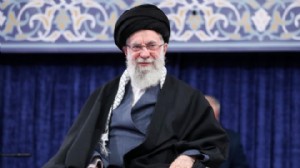 İran: Hamaney'in öldürülmesi cezasız kalmayacak