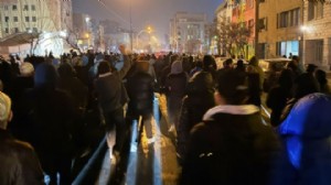 İran'da protestolara katılma gerekçesiyle 3 kişi idam edildi
