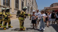 İzmir İtfaiyesi yangınlara dikkat çekmek için sokağa indi