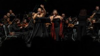 İzmir Oda Orkestrası yeni sezonu açtı