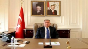 İzmir Valisi Elban: Cumhuriyet yarınları aydınlatan büyük bir emanet!