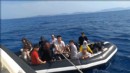 İzmir açıklarında çoluk çocuk umut yolculuğu!