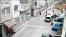 İzmir'de 'Sevenler'e baskın!