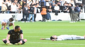 İzmir'de kritik maçta puanlar paylaşıldı