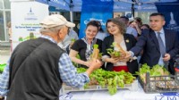 İzmir'de rengarenk festival başladı