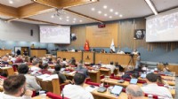 İzmir siyasetinde dikkat çeken istifa!