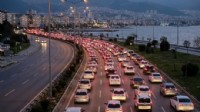 İzmir trafiğinde 2 milyondan fazla araç var!