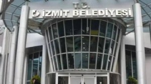 İzmit Belediyesi'ne operasyon:  28 kişi gözaltında!