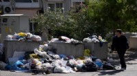 Karşıyaka'da çöp dağları: YENİ Parti ve CHP'den açıklamalar!