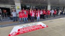 Karşıyaka'da işçilerden eylem: '5 aydır maaş yok!'