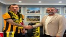 Karşıyaka'dan ayrılan İlyas imzayı attı