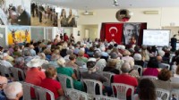 Karşıyaka’da Alzheimer’la yaşam konuşuldu
