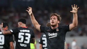 Kartal Çekya'da Semih'le kanatlandı!