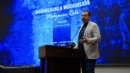 Kaya'dan Büyükşehir'e: İzmir’de ulaşımın 'yürümeyen' hali!